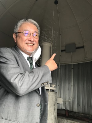 長倉役員と天文ドーム