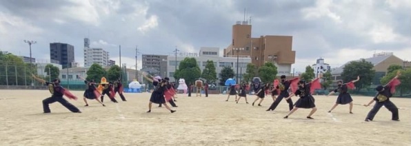 応援合戦の様子